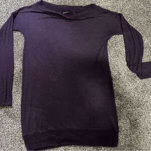 Athleta Women's Purple Plum Long Sleeve Top Size Small with thumbhole